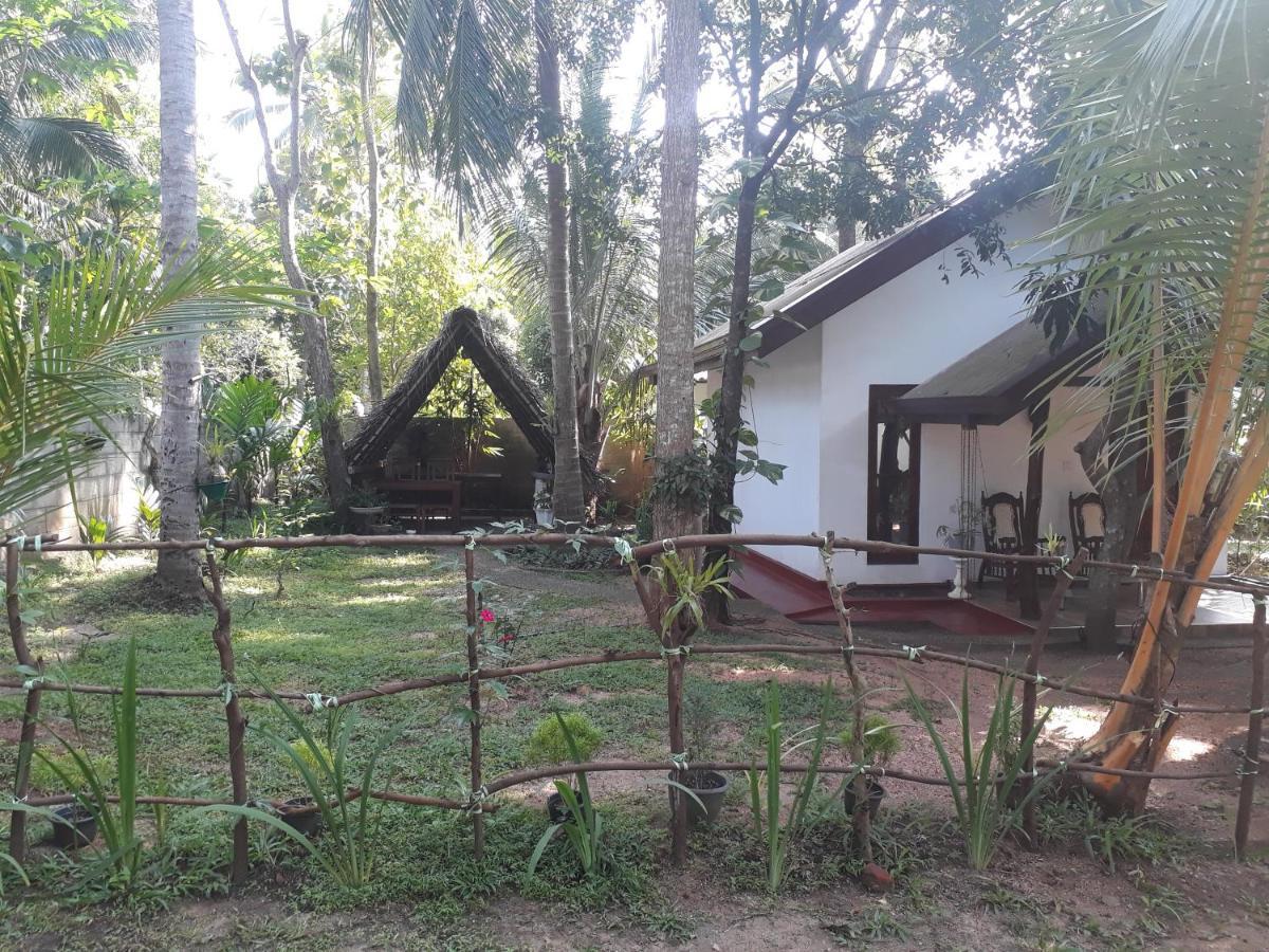 Yaluwa Tourist Rest & Cooking Class Anuradhapura Bagian luar foto