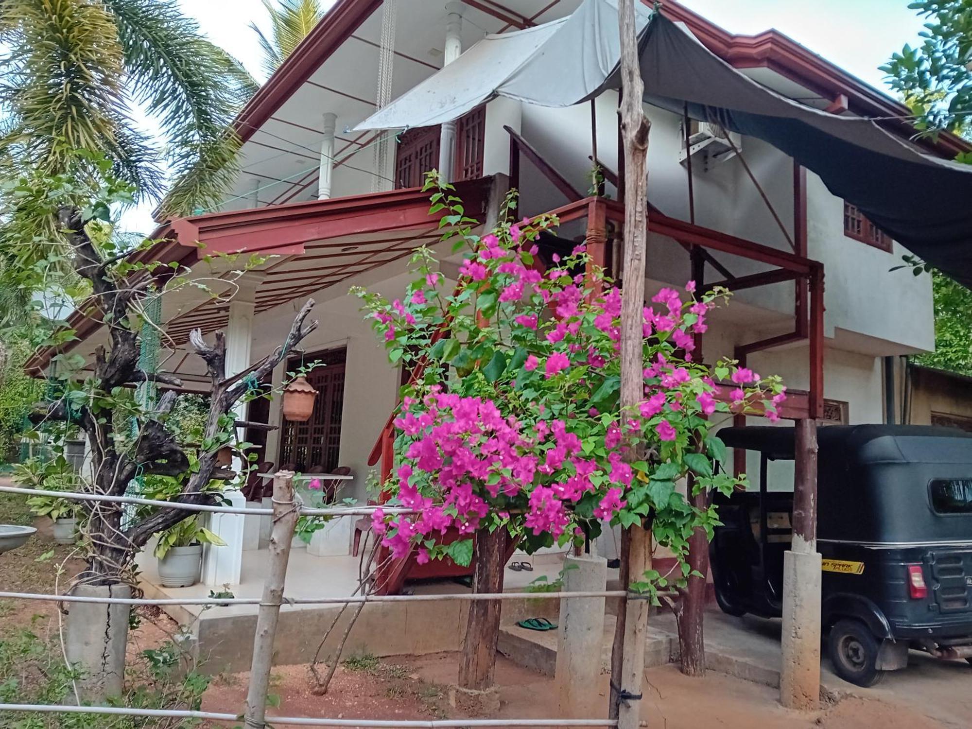 Yaluwa Tourist Rest & Cooking Class Anuradhapura Bagian luar foto